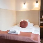 Csillag Apartman *