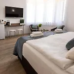 Csillag Apartman Balatonalmádi