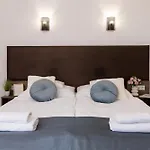 Csillag Apartman *