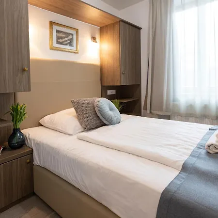 アパート Csillag